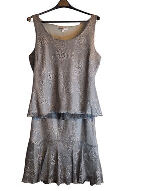 2 Piece Vintage Spencer Alexis Skirt & Sleeveless Top Green Metallic Lace